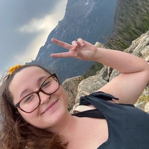 Meet your Posher, Allison